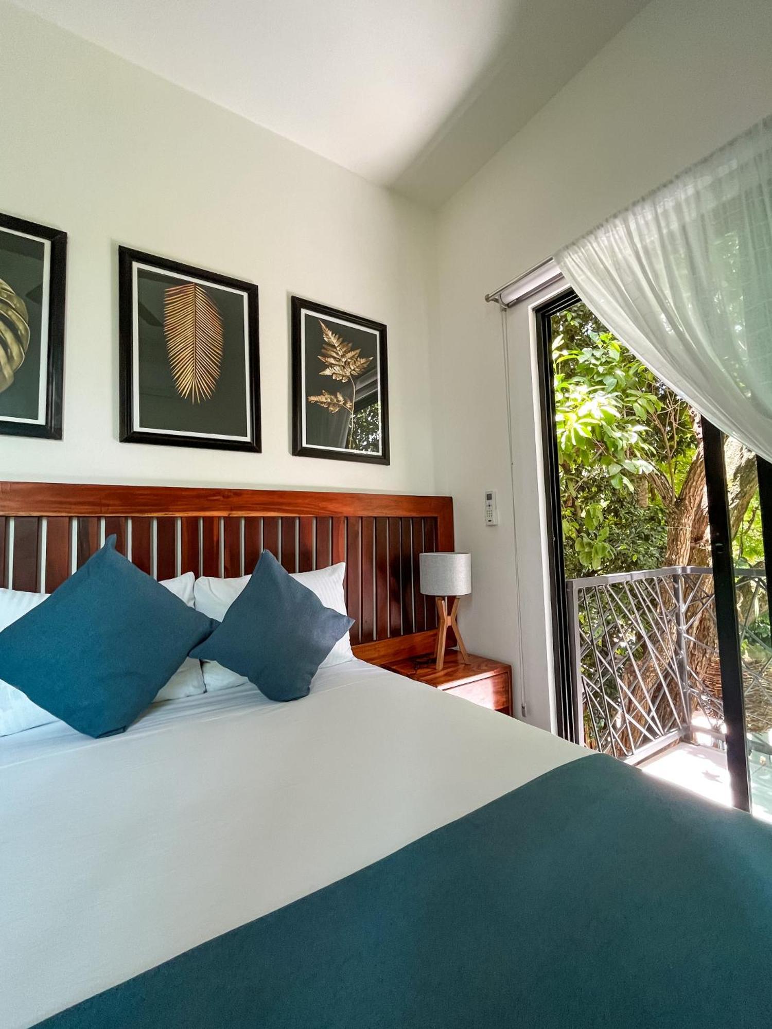 Hotel Kookay Valladolid Βαγιαδολίδ Εξωτερικό φωτογραφία